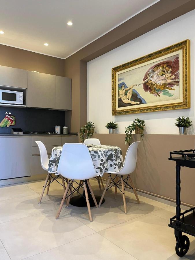 Apartments Ennio Top Class Bari Exterior foto