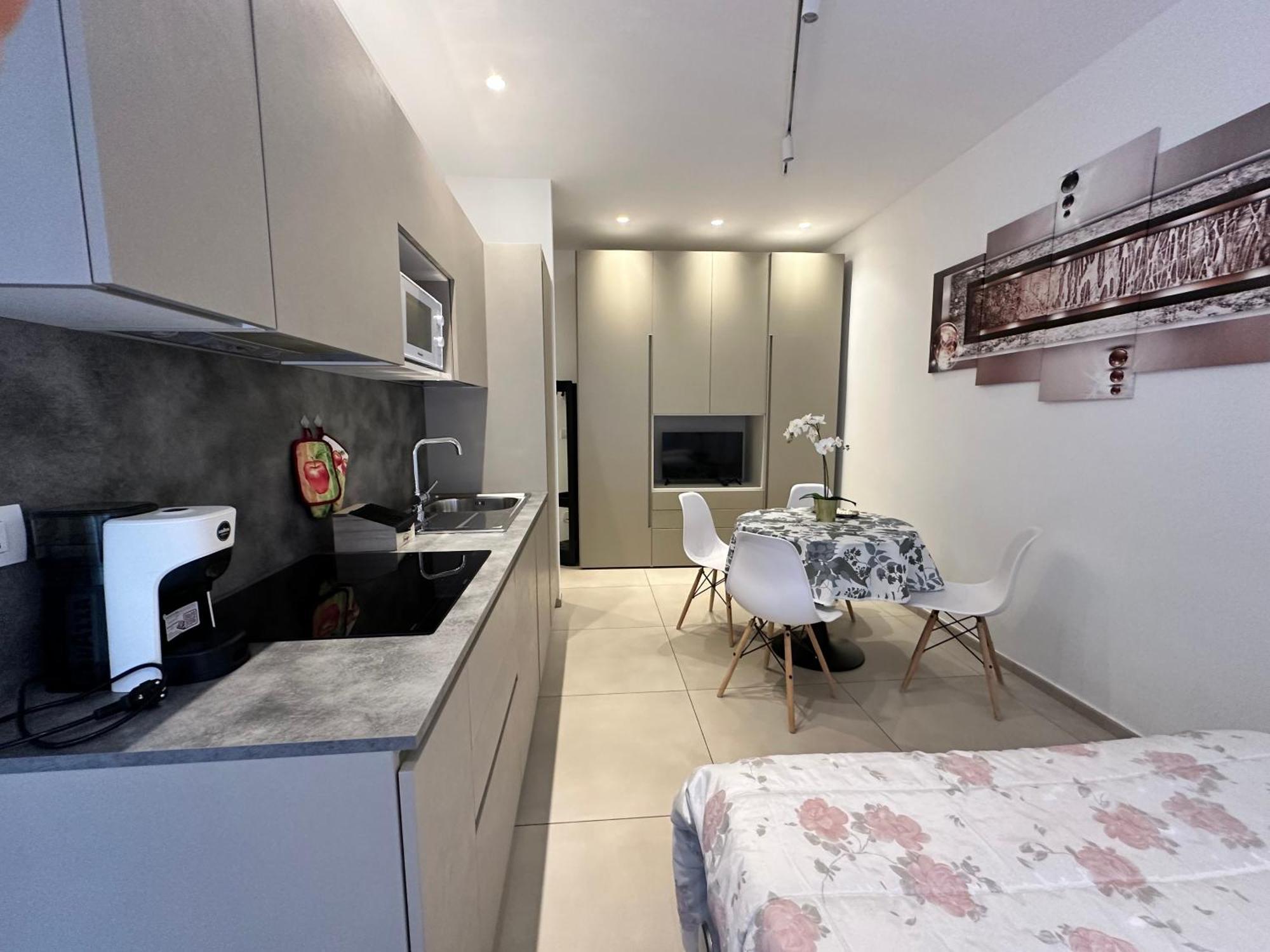 Apartments Ennio Top Class Bari Exterior foto